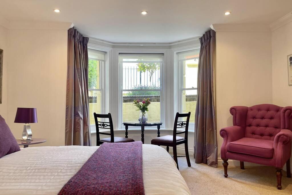 Lavender Apartment - Spacious Apartment Close To The Beach Deal Ngoại thất bức ảnh